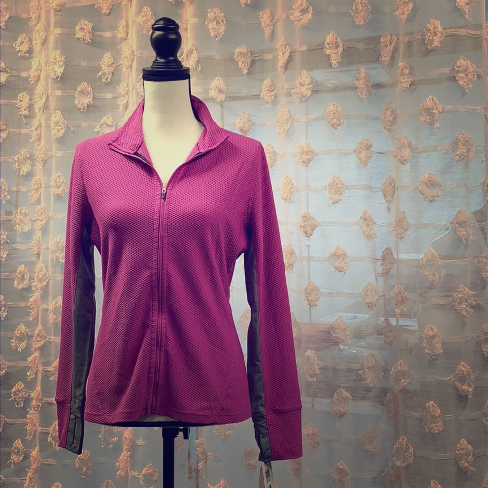 2 FOR $20 CKP full-zip performance top with back pocket Sz L